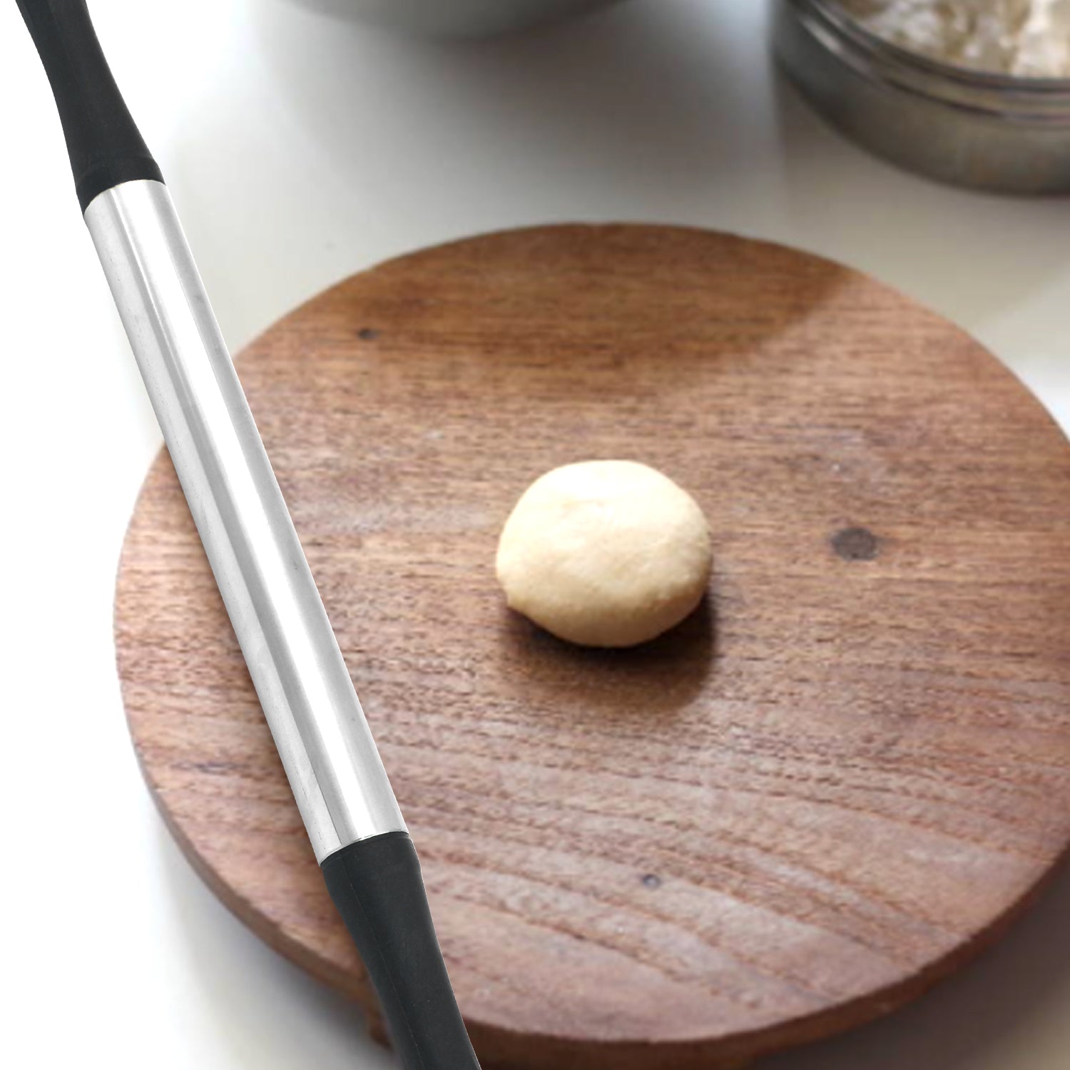 Kitchen belan, black plastic rolling pin for easy use Kitchen belan, black plastic rolling pin for easy use